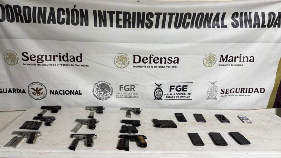 Tras la balacera en el penal de Aguaruto, encuentran 9 pistolas, cargadores y celulares Tras la balacera en el penal de Aguaruto, encuentran 9 pistolas, cargadores y celulares