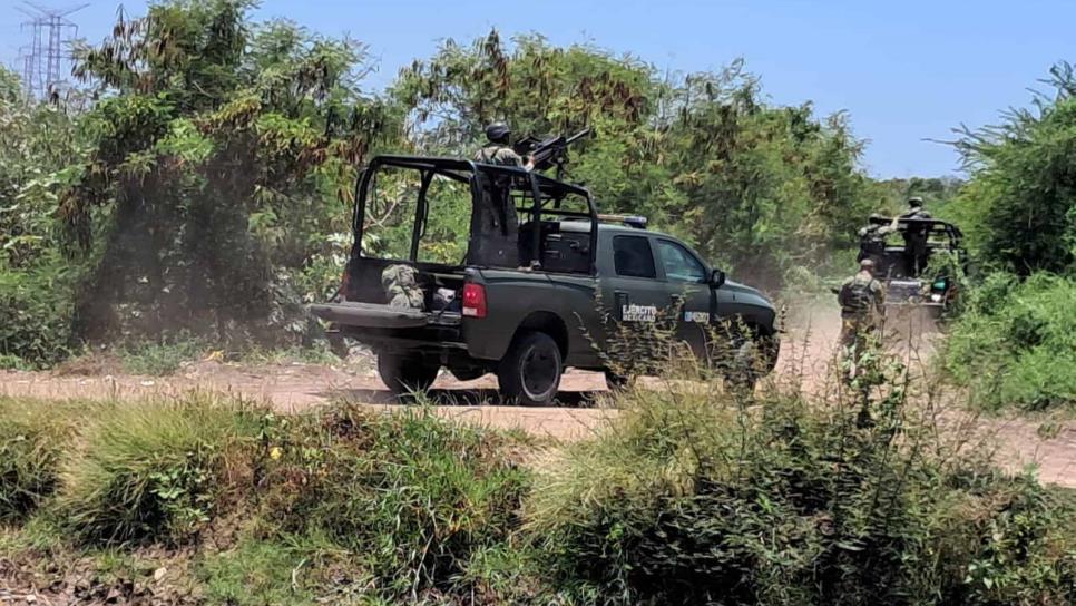 Aseguran dos camionetas tras balacera en San Pedro, Navolato Aseguran dos camionetas tras balacera en San Pedro, Navolato