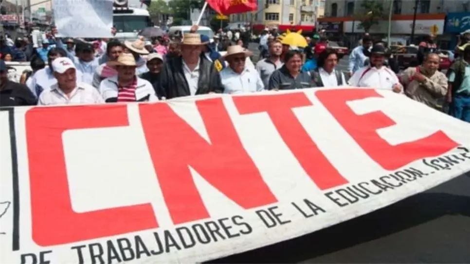 Cabe destacar que la mandataria nacional detalló además qué otros temas a favor de los docentes se publicarán en el Diario Oficial de la Federación (DOF) como parte de este decreto