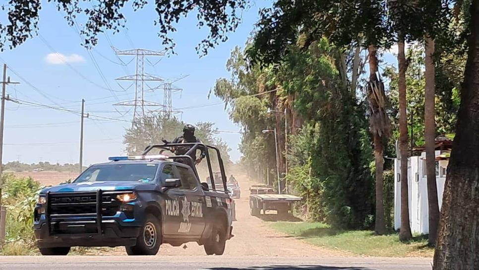 Se registra enfrentamiento entre militares y civiles armados en San Pedro, Navolato Se registra enfrentamiento entre militares y civiles armados en San Pedro, Navolato