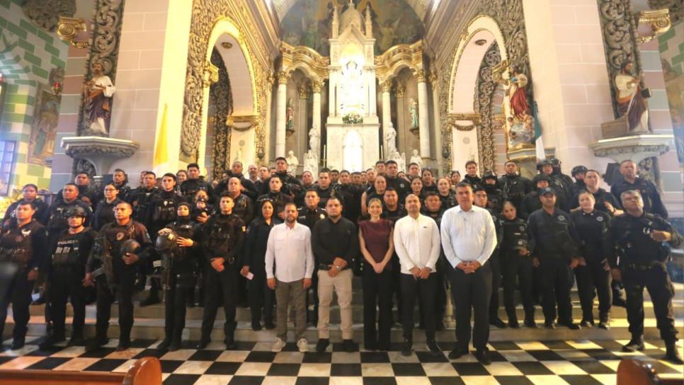 Con misa de acción de gracias, policías municipales de Mazatlán celebran su día Con misa de acción de gracias, policías municipales de Mazatlán celebran su día