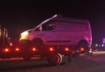 Son 16 los cuerpos localizados dentro de la camioneta abandonada en el puente del Seminario de Culiacán