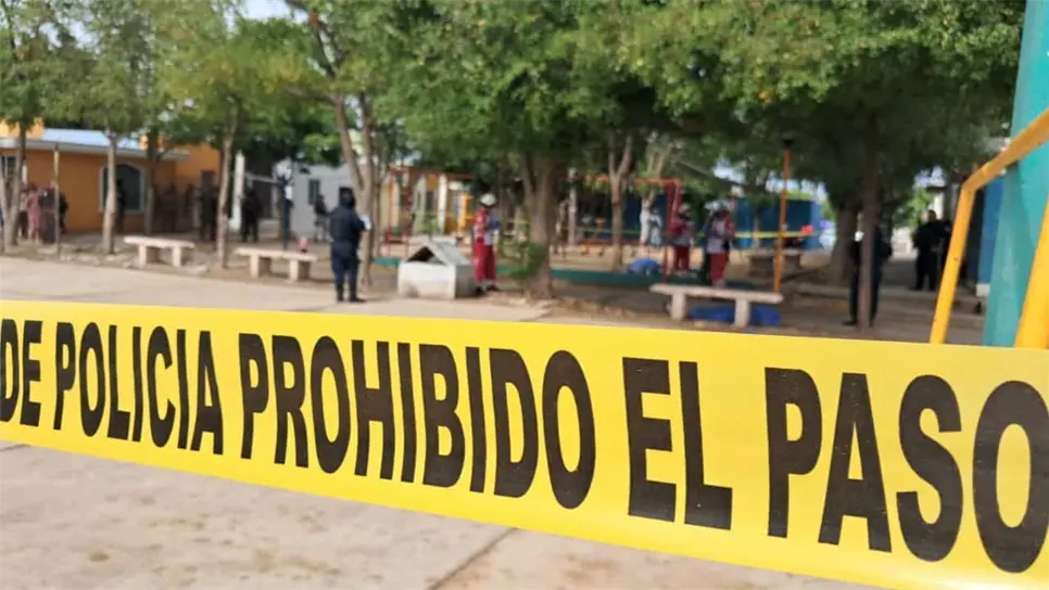 Al lugar acudieron elementos de Guardia Nacional, así como la Fiscalía General de Sinaloa, quienes acordonaron la zona y hacer las investigaciones pertinentes para esclarecer los hechos presentados en la zona sur de la capital sinaloense