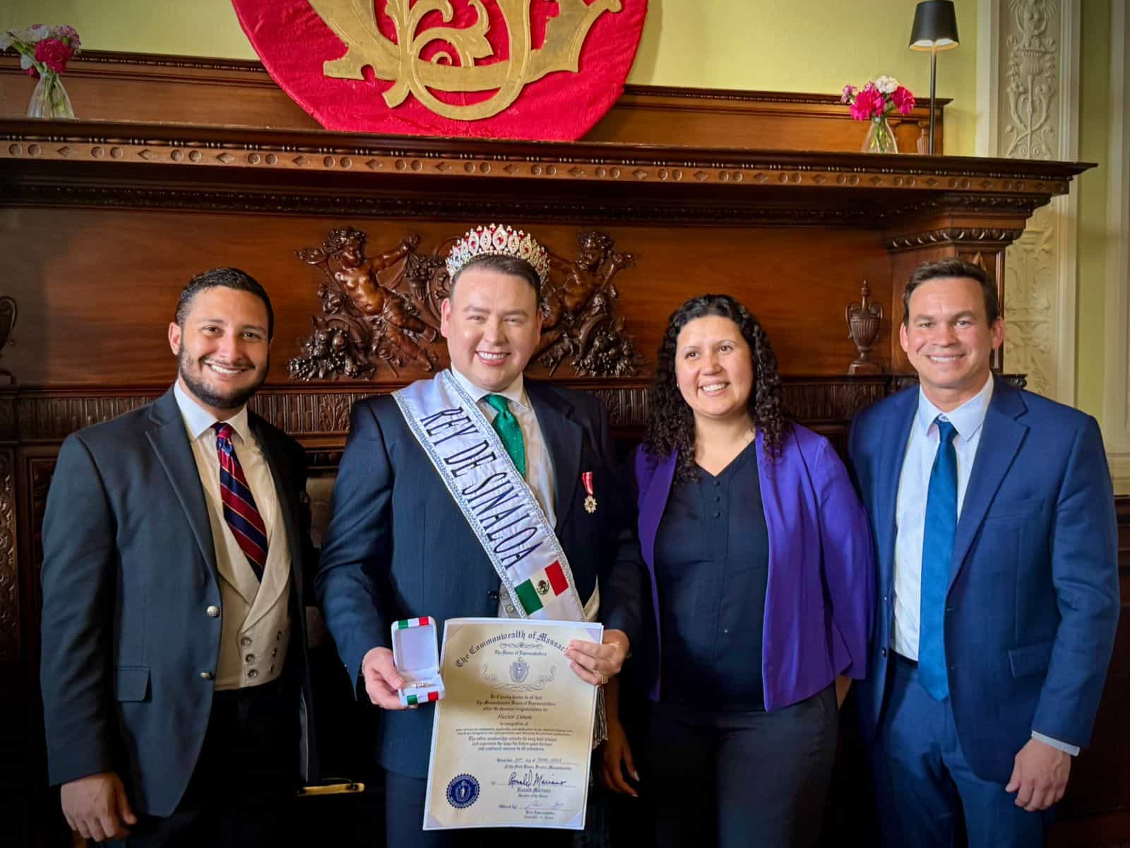 Integrantes de la Cámara de Diputados de Massachusetts recibieron a Héctor Limón. (FOTO: Cortesía).