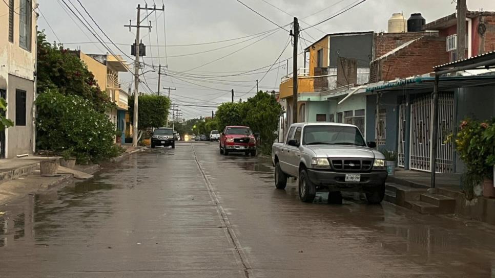 Mazatlán amanece este martes entre lluvias y truenos; se prevé un día con precipitaciones Mazatlán amanece este martes entre lluvias y truenos; se prevé un día con precipitaciones