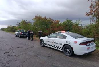 Encuentran camioneta abandonada a un lado de la México 15 en Guasave
