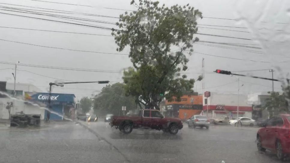 Se registran ligeras lluvias en distintos sectores de Culiacán Se registran ligeras lluvias en distintos sectores de Culiacán