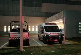 Tras enfrentamiento cadáver dura más de 10 horas en una ambulancia afuera de un hospital de Culiacán