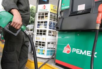 ¿Cuánto ganan al mes los despachadores de gasolina en México?