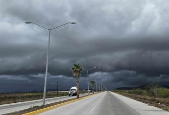 Llega la lluvia al puerto de Topolobampo