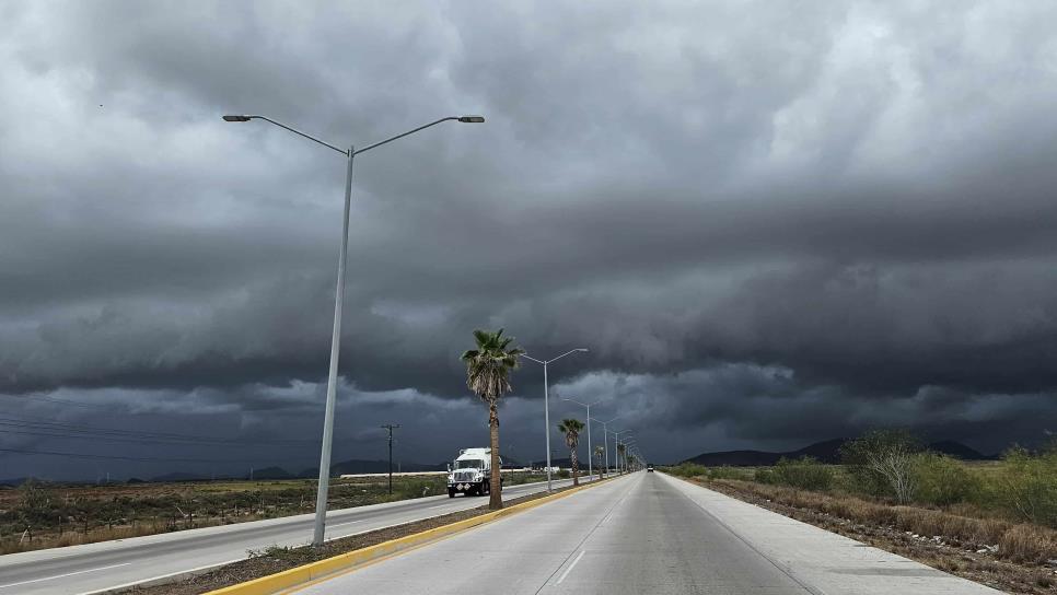 Llega la lluvia al puerto de Topolobampo Llega la lluvia al puerto de Topolobampo