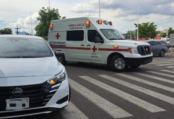 Un herido de bala y un privado de la libertad  dejo un atentado en la plaza Sendero en Culiacán