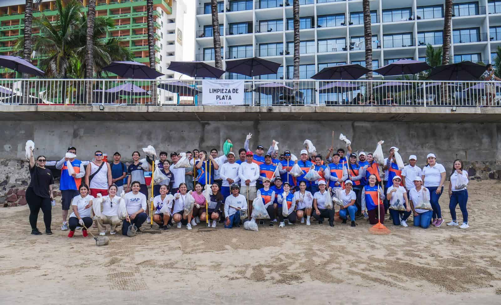 Realizan jornada de limpieza para prevenir riesgos a la salud.