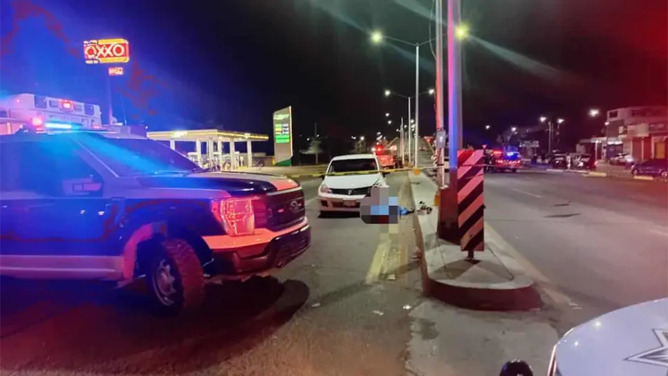 Muere motociclista tras impactar con dos vehículos por el Libramiento Colosio de Mazatlán