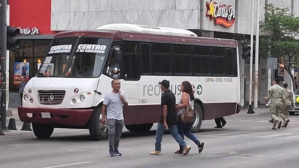 Periodo vacacional provoca pérdidas diarias del 50% en los ingresos del transporte urbano en Culiacán Periodo vacacional provoca pérdidas diarias del 50% en los ingresos del transporte urbano en Culiacán