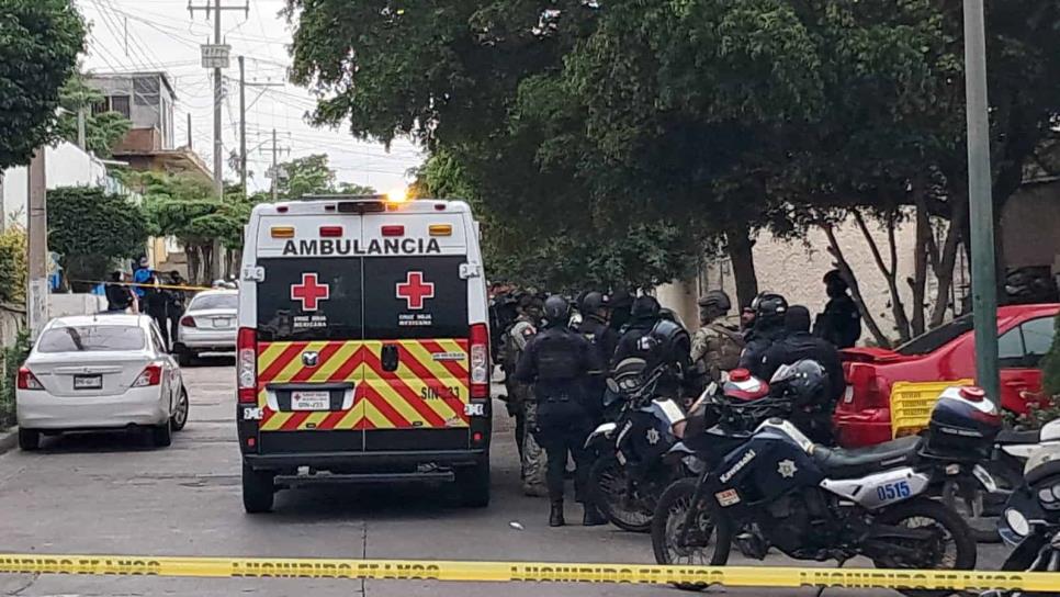Tres personas son asesinadas en la colonia Los Pinos, de Culiacán Tres personas son asesinadas en la colonia Los Pinos, de Culiacán