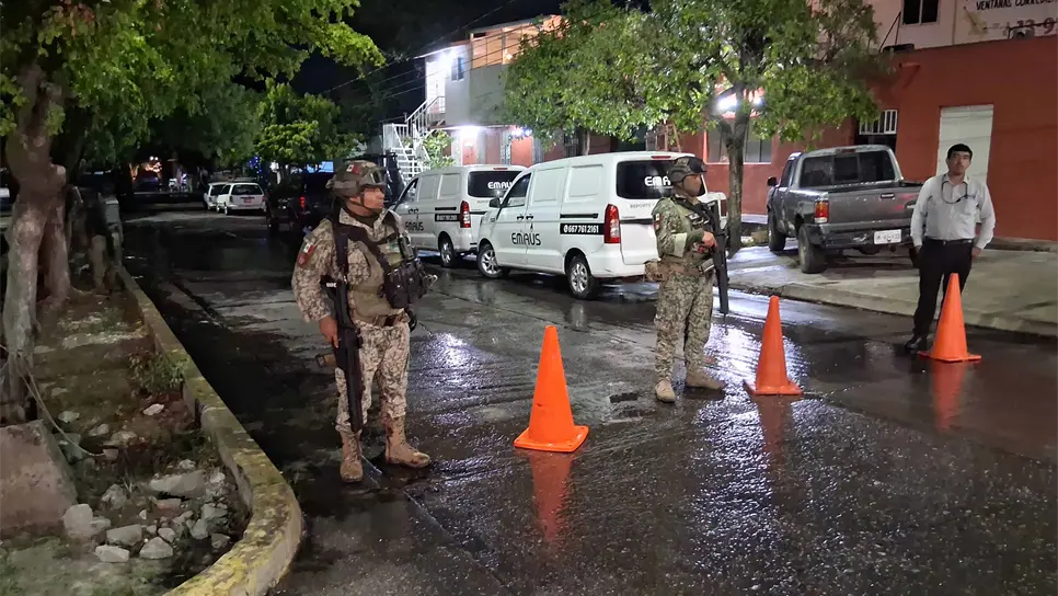 Elementos del Ejército fueron los primeros respondientes. (FOTO: Sebastián Martínez).