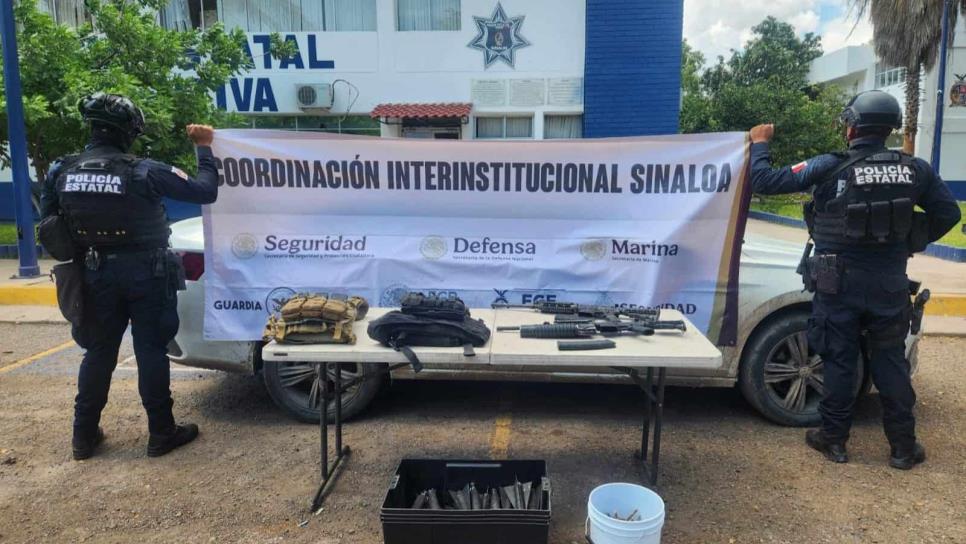 Aseguran 30 explosivos para dron y armas de fuego en Río Viejo, Navolato Aseguran 30 explosivos para dron y armas de fuego en Río Viejo, Navolato