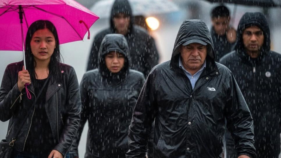 ¿Te tienes que bañar después de mojarte en la lluvia para no enfermarte? Esto dicen los expertos ¿Te tienes que bañar después de mojarte en la lluvia para no enfermarte? Esto dicen los expertos