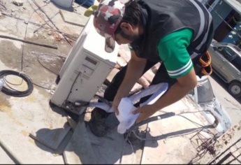 ¿Quién es José Patiño? El albañil de Los Mochis que trabaja y le pagan con cosas usadas