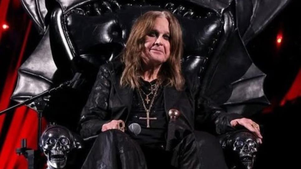 Ozzy Osbourne sorprende con su marca de maquillaje tras decir adiós a los conciertos Ozzy Osbourne sorprende con su marca de maquillaje tras decir adiós a los conciertos