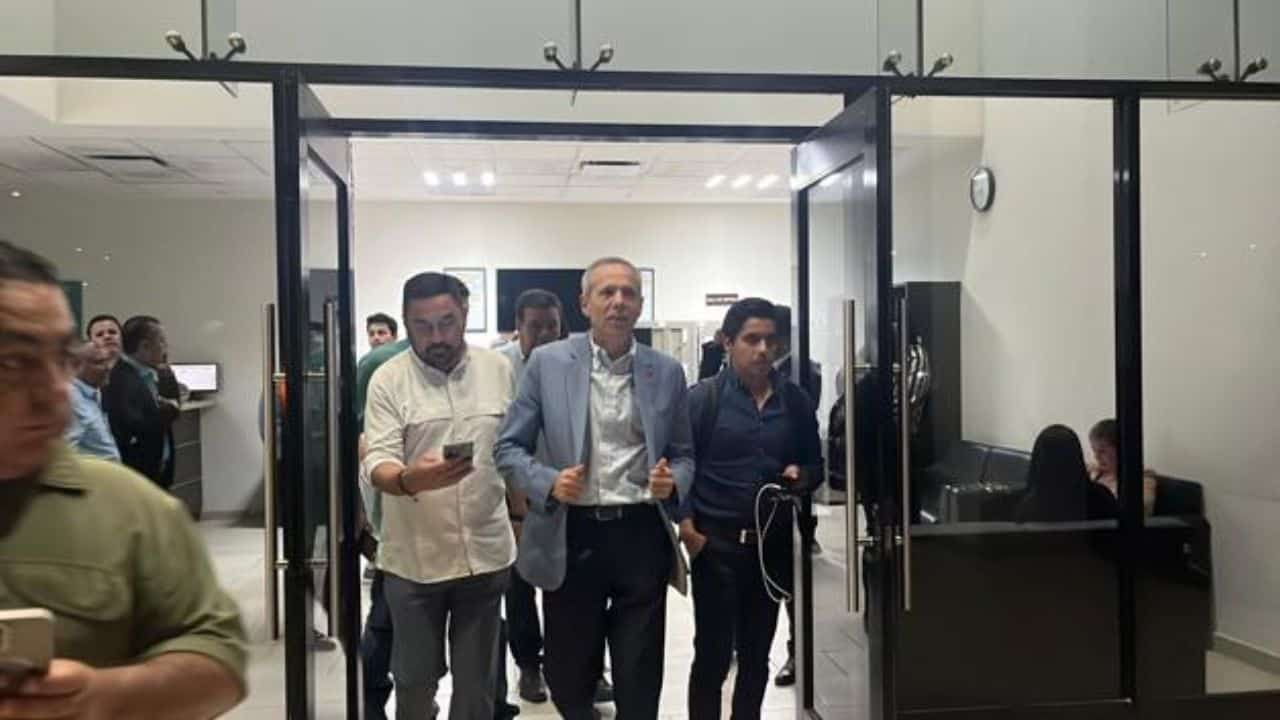 El exalcalde de Ahome se dijo he respetuoso de la ley; sin embargo, señaló tener claro que la justicia no es un trámite: es un acto de dignidad, y esa dignidad buscará defenderla hasta el final