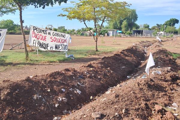 Vecinos de Las Praderas se aferran en contra de las Viviendas del Bienestar en Los Mochis 
