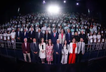 Educación que transforma: COBAES reconoce a 189 alumnos y 74 asesores destacados
