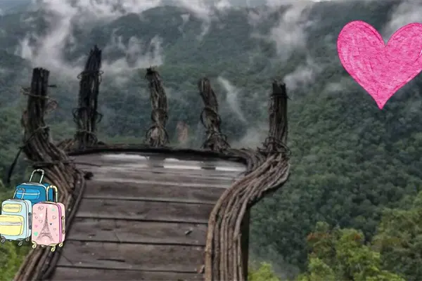 Este mirador en forma de mano flotante, una opción para disfrutar estas vacaciones Este mirador en forma de mano flotante, una opción para disfrutar estas vacaciones
