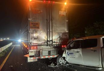 Muere hombre tras impactarse contra tráiler por la autopista Tepic-Mazatlán