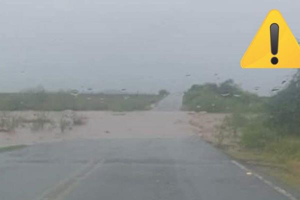 Por escurrimiento de lluvias cierran la carretera El Progeso-Caitime