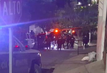 Mujer policía resulta herida de bala tras disparo accidental de un compañero en Culiacán