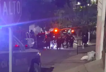 Mujer policía resulta herida de bala tras disparo accidental de un compañero en Culiacán