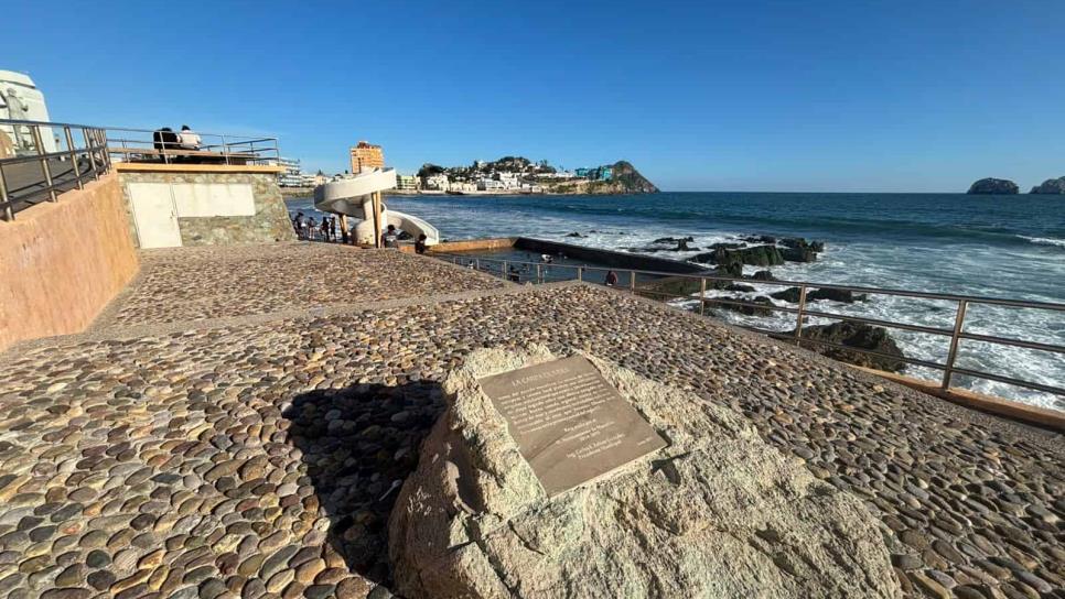 Carpa Olivera, la alberca en el mar más famosa y visitada de Mazatlán: ¿Cómo llegar? Carpa Olivera, la alberca en el mar más famosa y visitada de Mazatlán: ¿Cómo llegar?