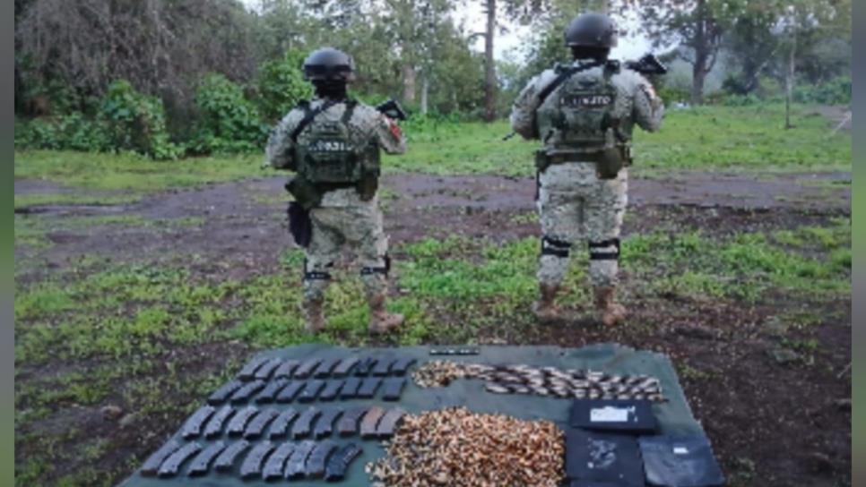 Militares aseguran miles de cartuchos y equipo en la Sierra de Concordia Militares aseguran miles de cartuchos y equipo en la Sierra de Concordia