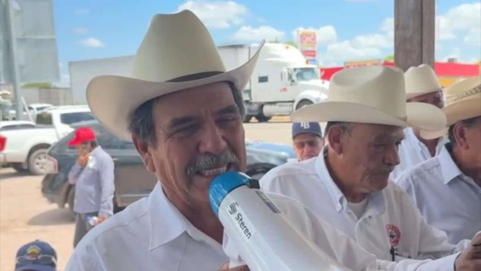 Campesinos de Sinaloa toman caseta de Alhuey; Advierten cierre del Palacio de Gobierno y huelga Campesinos de Sinaloa toman caseta de Alhuey; Advierten cierre del Palacio de Gobierno y huelga