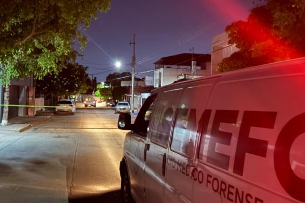 Hallan asesinado con arma blanca a hombre en la Col. Guadalupe Victoria en Culiacán