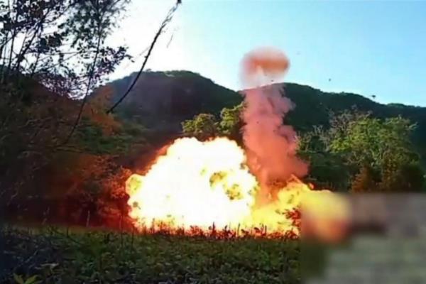 Con una explosión controlada neutralizan narcolaboratorio en Abuya, Culiacán