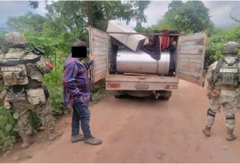 Aseguran sustancias químicas y detienen a un civil en Las Tranquitas, Culiacán