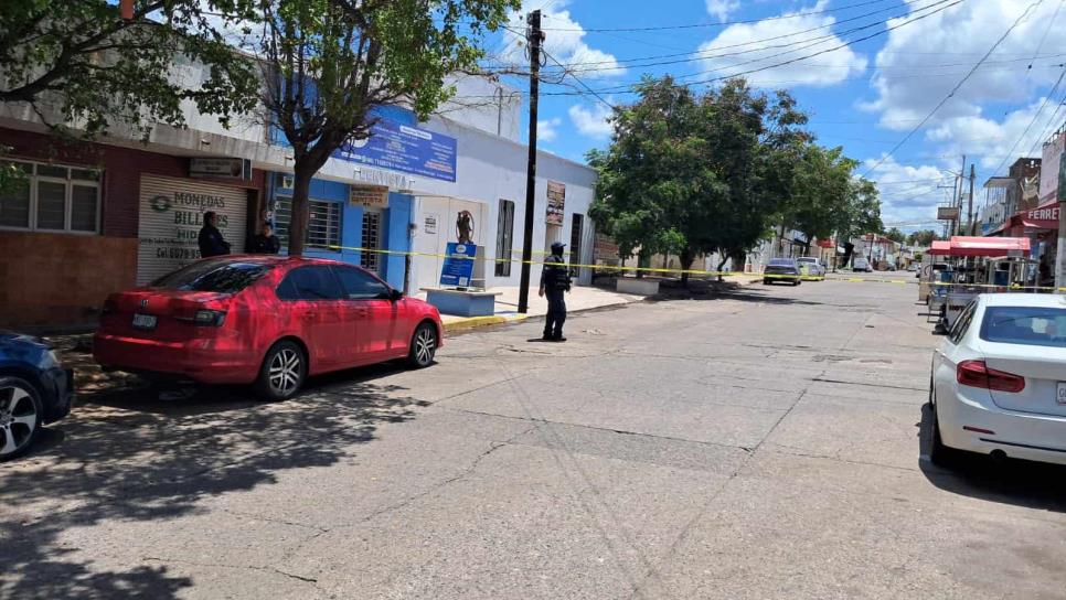 Atacan a balazos a un tarotista en el Centro de Culiacán Atacan a balazos a un tarotista en el Centro de Culiacán