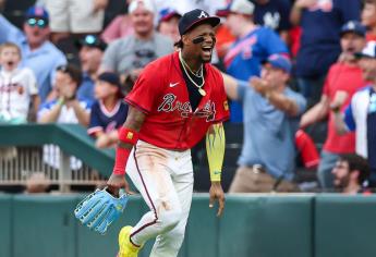 Ronald Acuña Jr. realiza jugada defensiva del año que deja sin palabras a Yankees | VIDEO