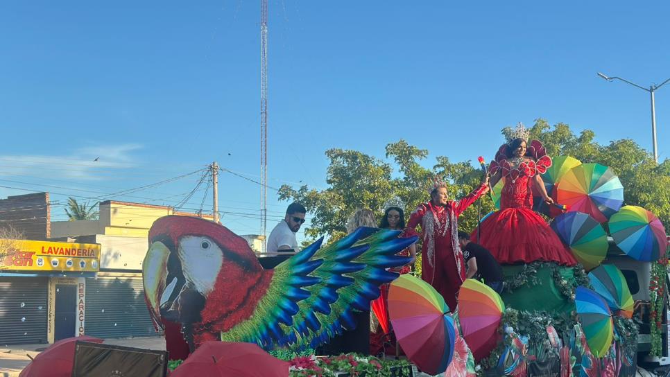 Marcha PRIDE en Los Mochis: "Nos siguen matando, pero seguimos marchando" Marcha PRIDE en Los Mochis: "Nos siguen matando, pero seguimos marchando"