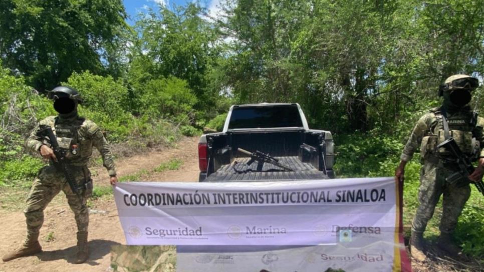 Aseguran dos vehículos robados, un arma y municiones en Baila, Culiacán Aseguran dos vehículos robados, un arma y municiones en Baila, Culiacán