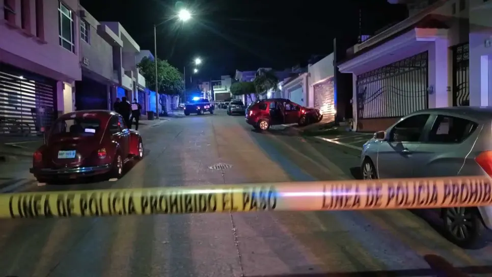 Atacan a balazos a padre e hija trabajadores del IMSS en Colinas del Rey, Culiacán