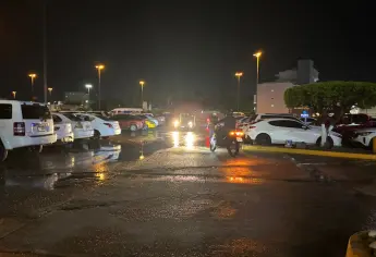 Lluvias y actividad eléctrica sorprenden este viernes en Mazatlán y comunidades rurales