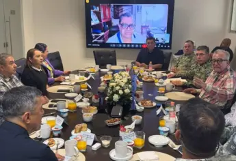 Rocha Moya encabeza Mesa de Seguridad en la Secretaría de Seguridad Pública