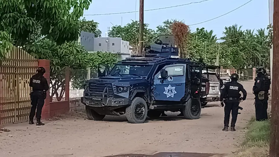 Tres presuntos gatilleros abatidos y un policía herido, el enfrentamiento con Policías Estatales en el poblado Yebavito, Navolato Tres presuntos gatilleros abatidos y un policía herido, el enfrentamiento con Policías Estatales en el poblado Yebavito, Navolato
