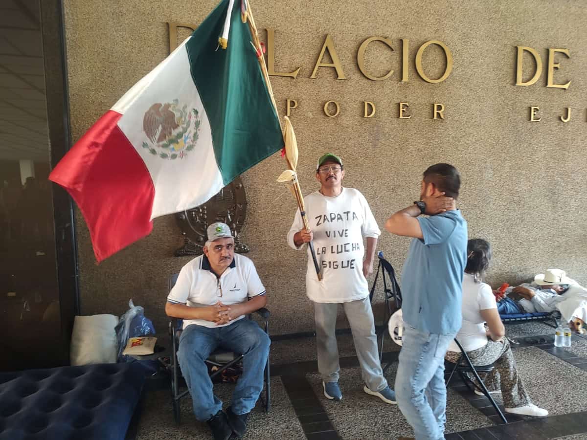 Productores agrícolas inician huelga de hambre en Palacio de Gobierno; exigen pagos pendientes