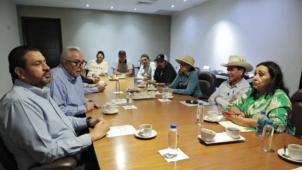 Prioritario para Gobierno de Sinaloa se genere un esquema estable de comercialización del maíz, declara gobernador Rubén Rocha Prioritario para Gobierno de Sinaloa se genere un esquema estable de comercialización del maíz, declara gobernador Rubén Rocha