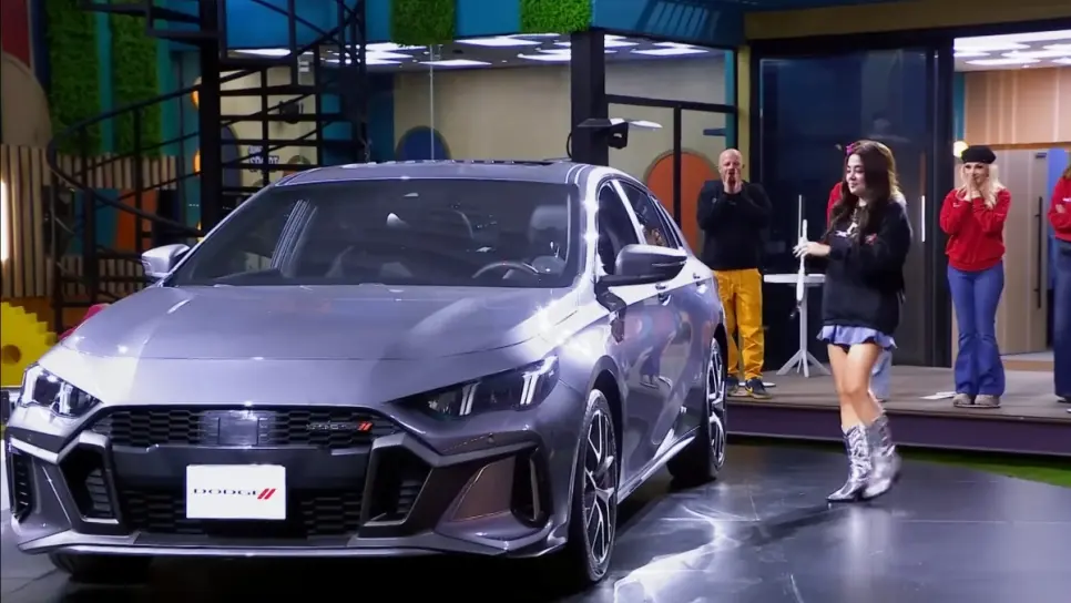 La Casa de Los Famosos México: ¿Cuánto cuesta el Dodge Attitude RT de la prueba del líder? La Casa de Los Famosos México: ¿Cuánto cuesta el Dodge Attitude RT de la prueba del líder?